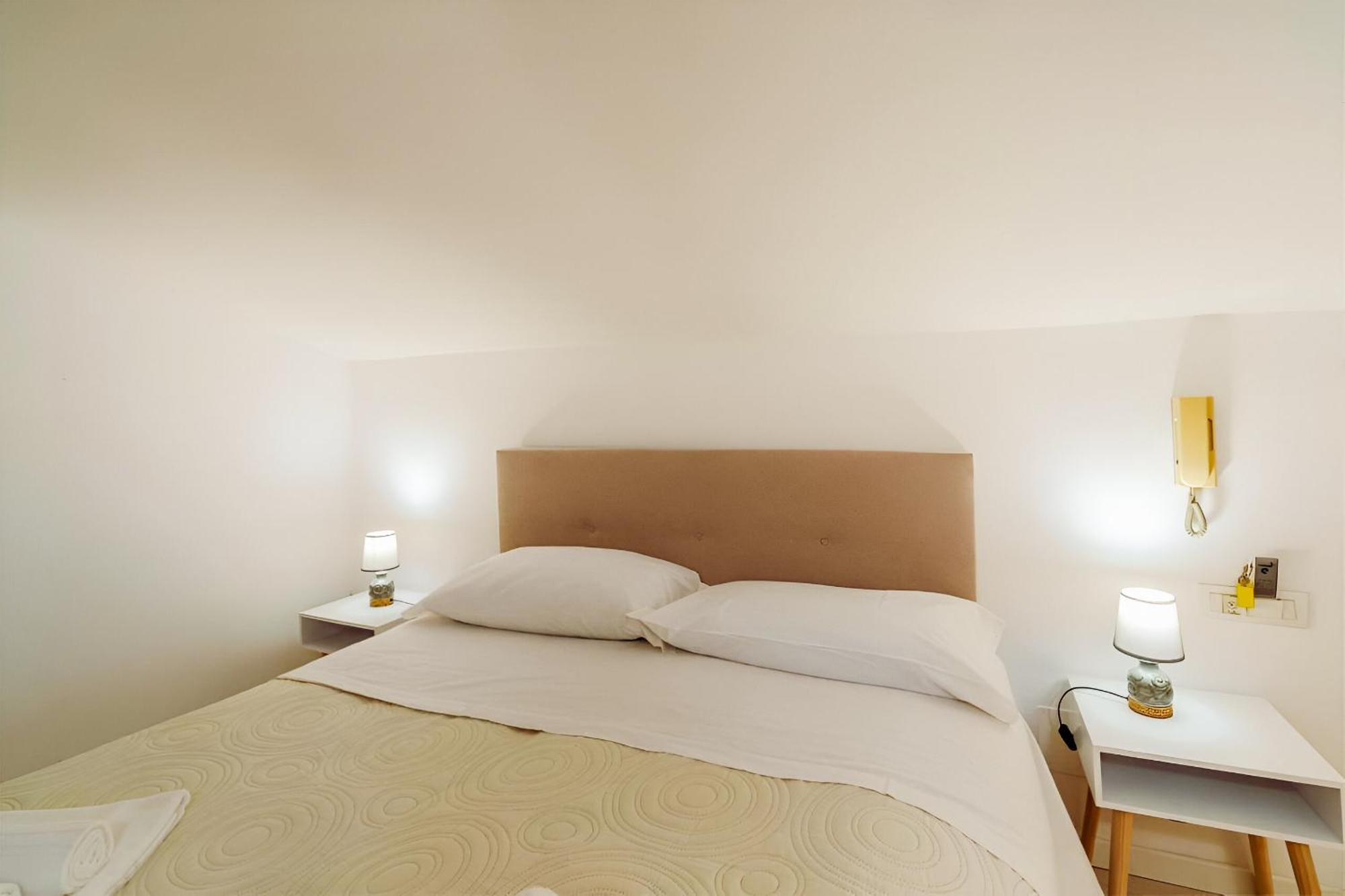 Hotiday Room Collection - Ortigia Opera Syracuse Bagian luar foto
